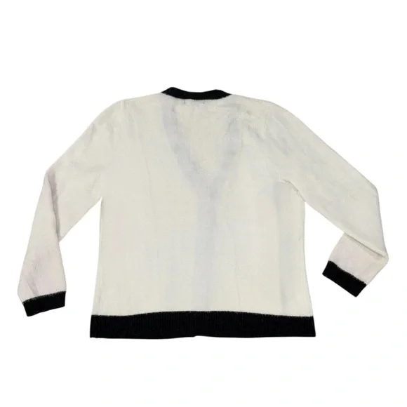NWOT Tahari Cardigan White w/ Black Trim & Gold Buttons Soft Cardigan Women’s XL - Picture 3 of 11
